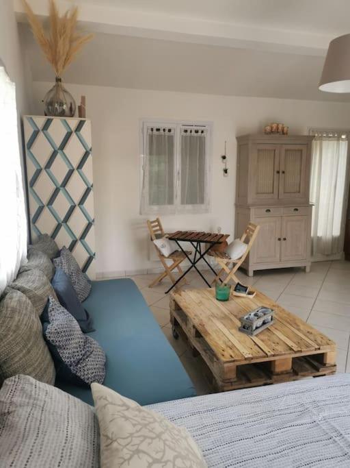 Chambre Nature Le Thoronet Exterior foto